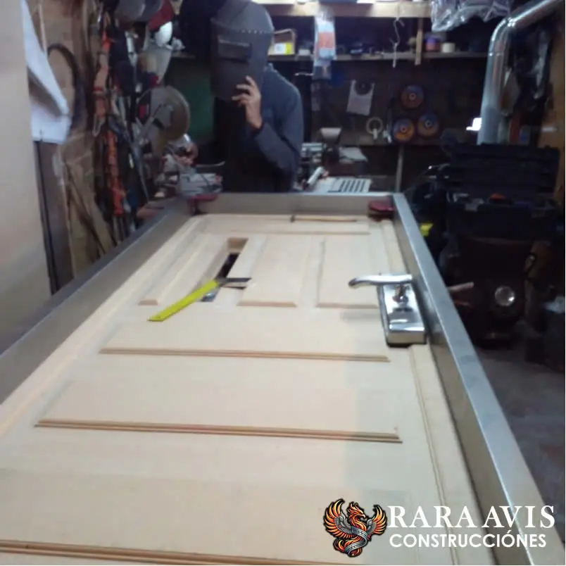 raraavis construcciones